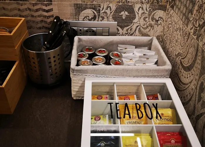 2 Navigli Nocleg ze śniadaniem Mediolan