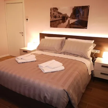 فندق مبيت وإفطار 2 Navigli